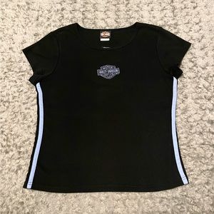 Women’s Harley Davison crewneck T-shirt. Size Large.
